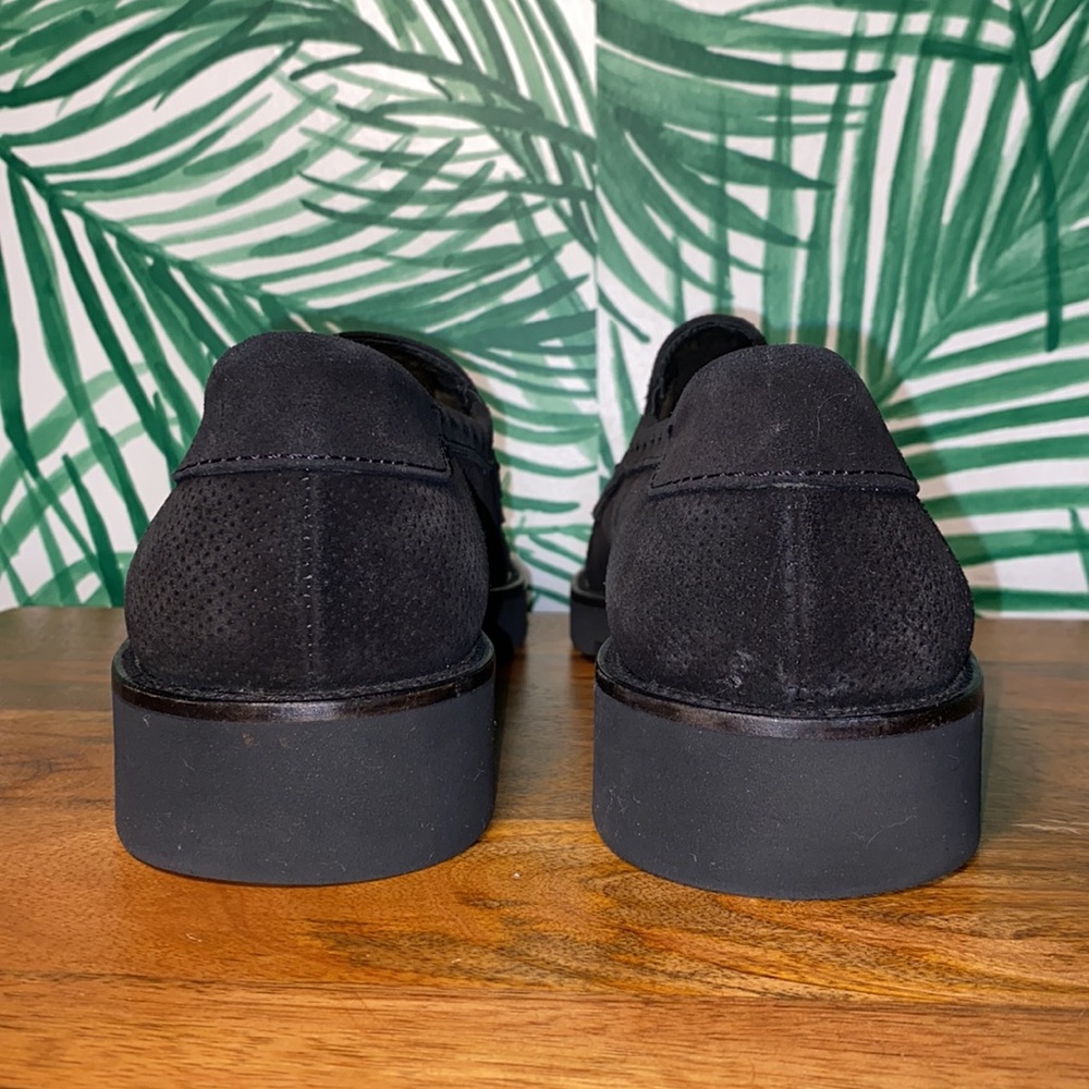 Tommy Bahama Black Suede Sand Bar Loafers Men’s 9 - Picture 4 of 9